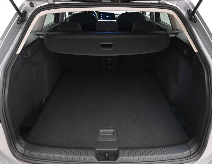 Volkswagen Golf Kombi 2,0 l 110 kw