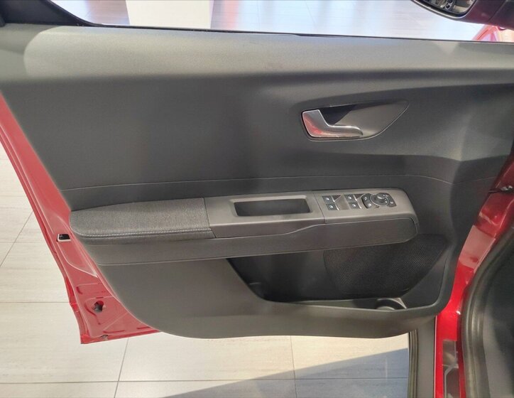 Ford Tourneo Courier MPV 998,0 92 kw