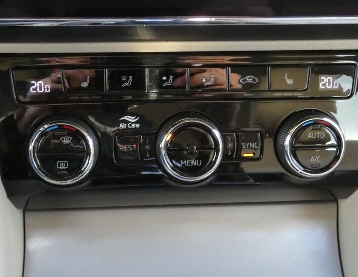 Škoda Superb Kombi 2,0 l 140 kw