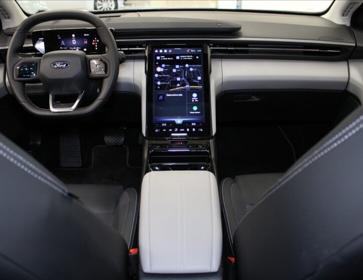 Ford Explorer SUV 10,0 210 kw