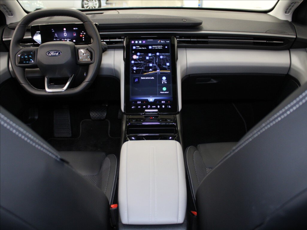 Ford Explorer SUV 10,0 210 kw