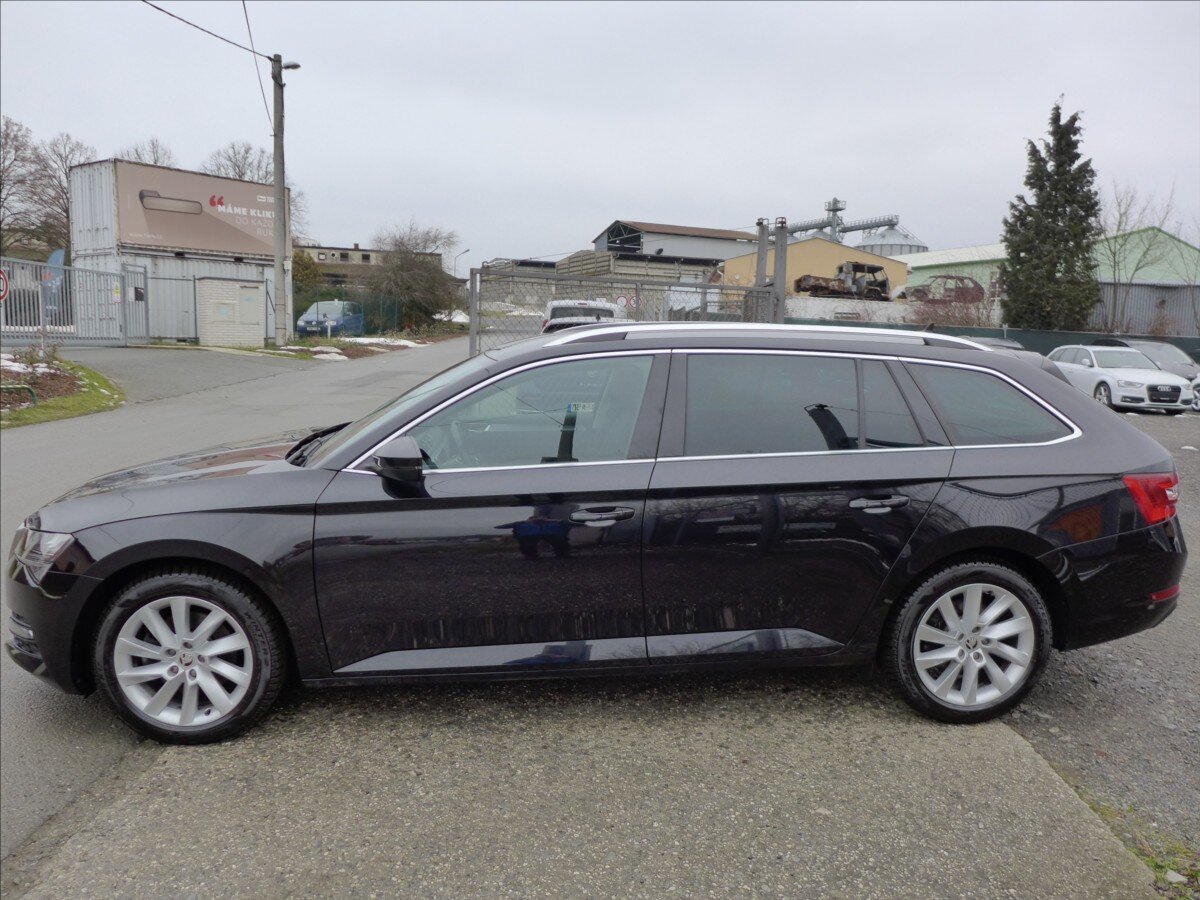 Škoda Superb Kombi 2,0 l 110 kw
