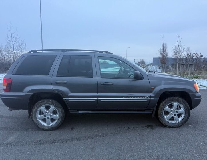 Jeep Grand Cherokee 6