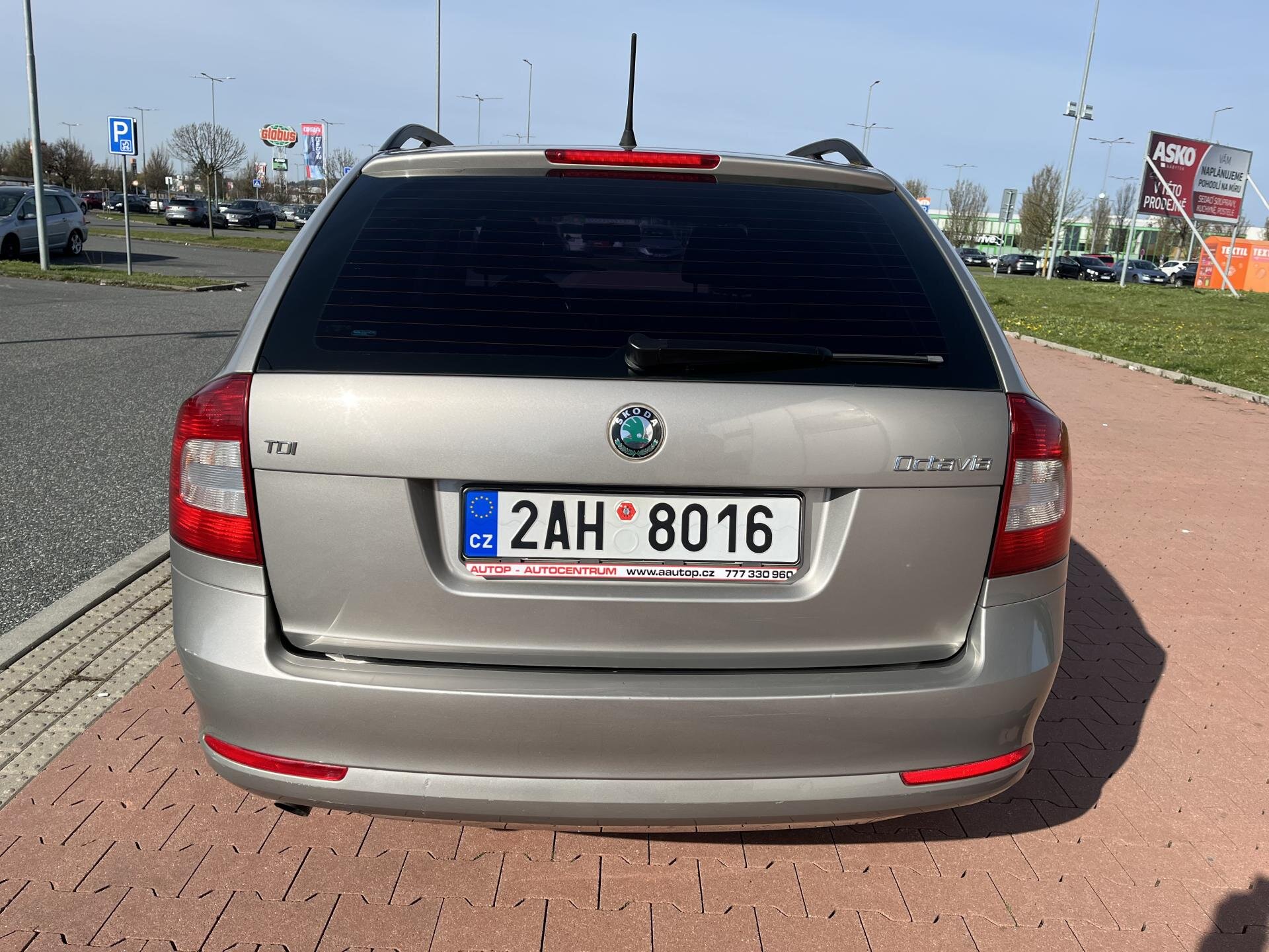 Škoda Octavia Kombi 1,6 l 77 kw