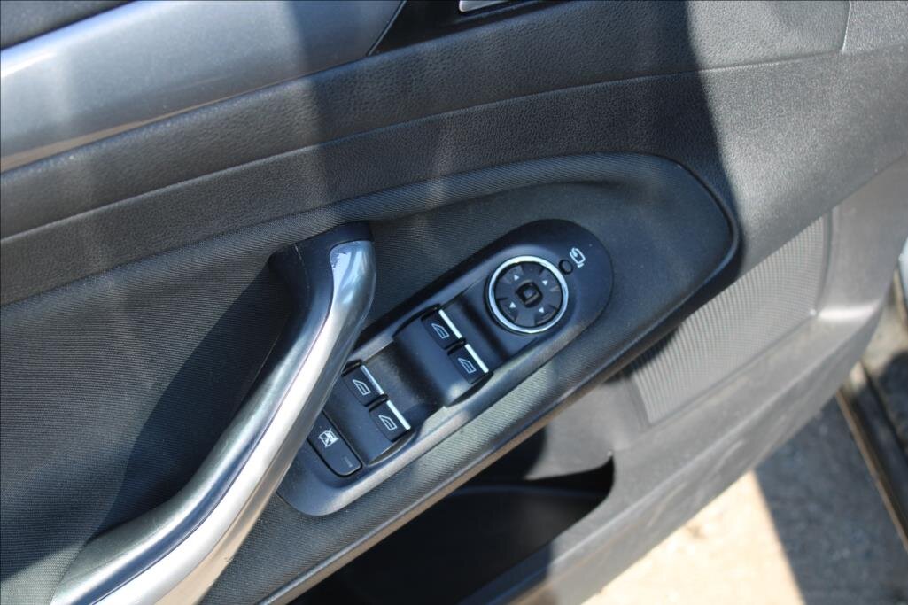 Ford Mondeo Liftback 1,6 l 118 kw