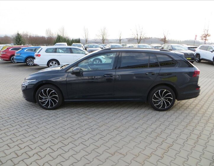 Volkswagen Golf Kombi 1,5 l 96 kw