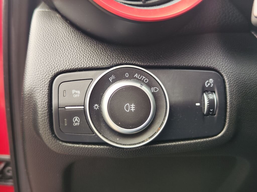 Alfa Romeo Giulia Sedan / Limuzína 2,1 l 110 kw