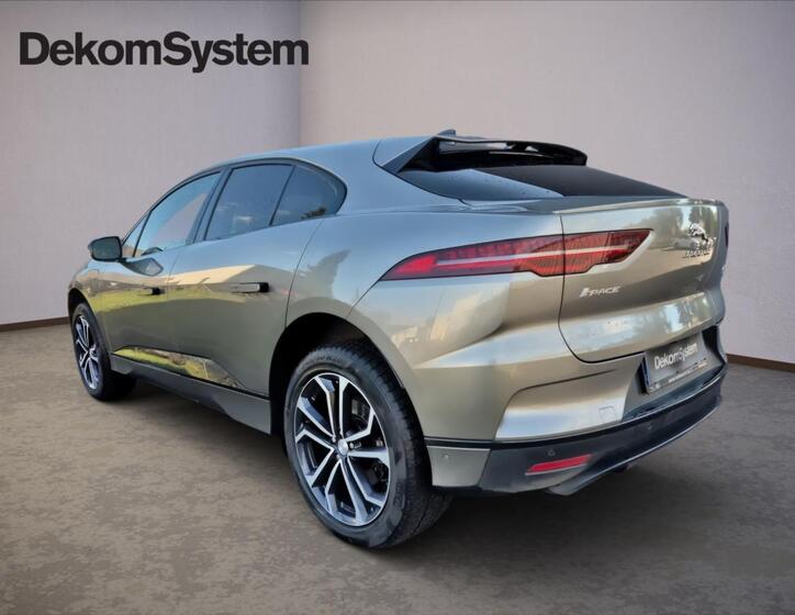 Jaguar I-Pace 4