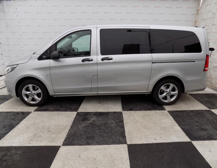Mercedes-Benz Vito 2