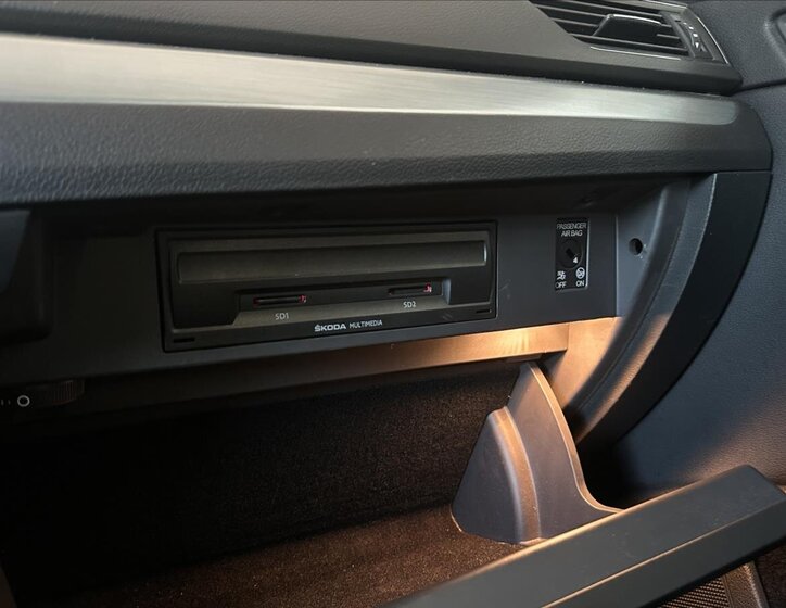 Škoda Superb Kombi 2,0 l 110 kw