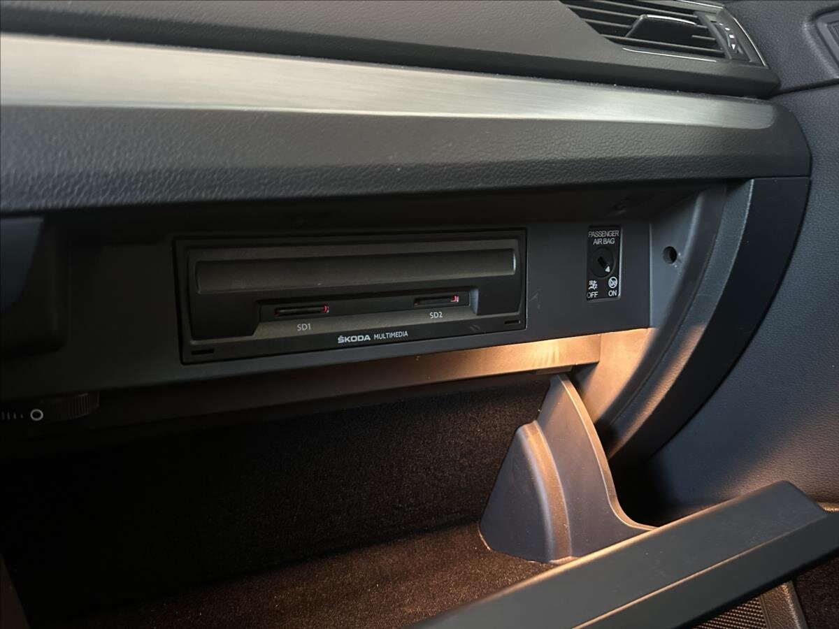 Škoda Superb Kombi 2,0 l 110 kw