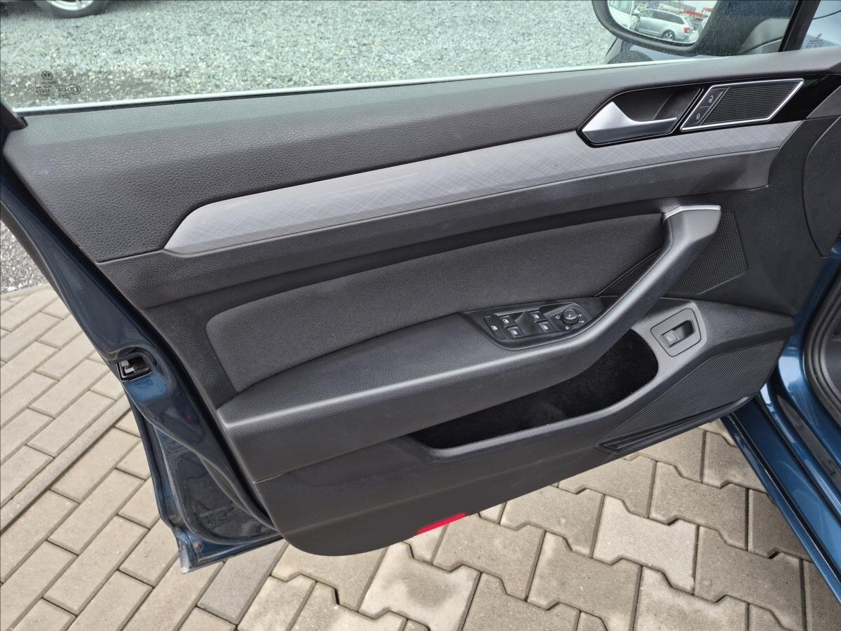 Volkswagen Passat Kombi 2,0 l 110 kw