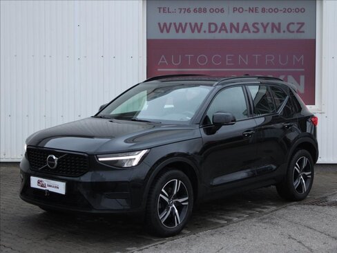 Volvo XC40 Kombi 2,0 l 145 kw