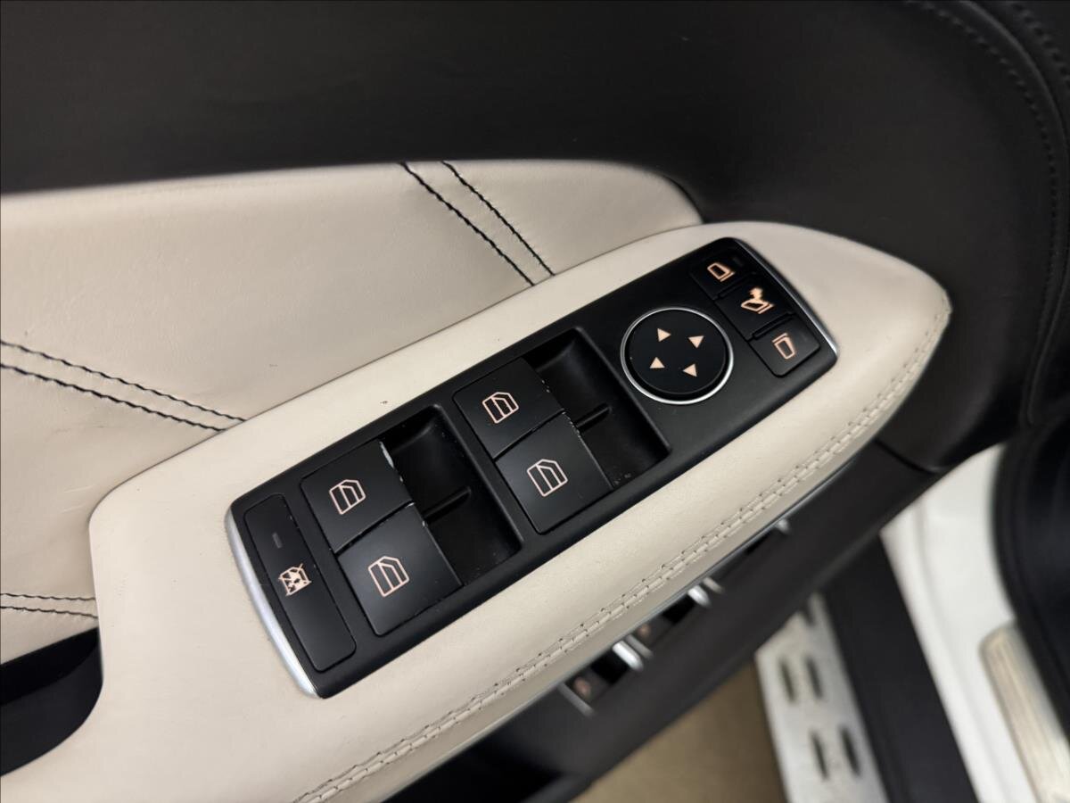Mercedes-Benz GLS SUV / Terénní 5,5 l 430 kw