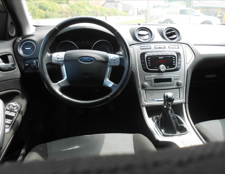 Ford Mondeo 15