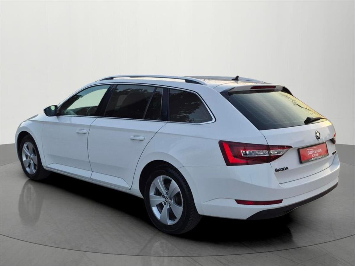 Škoda Superb Kombi 2,0 l 110 kw