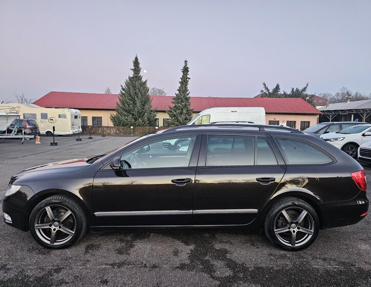 Škoda Superb Kombi 1,4 l 92 kw