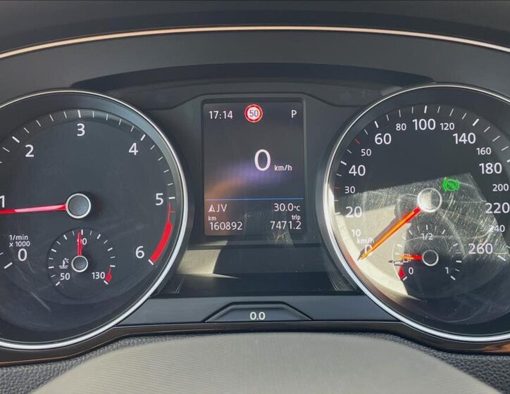 Volkswagen Passat Sedan 2,0 l 147 kw