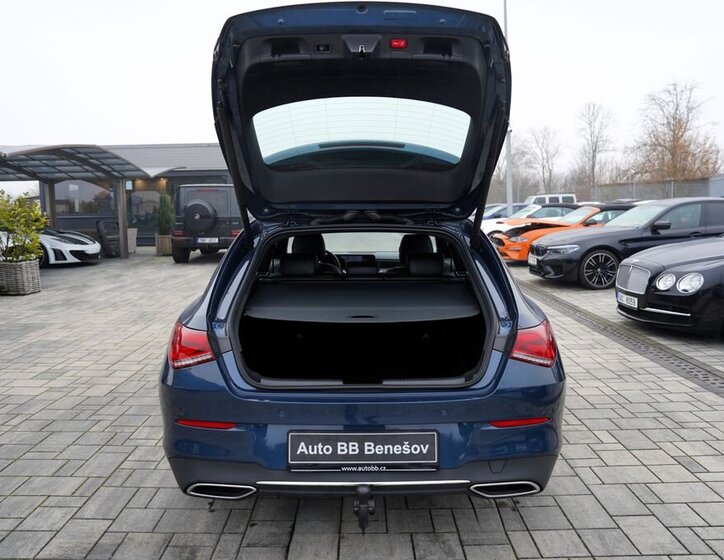 Mercedes-Benz CLA 11