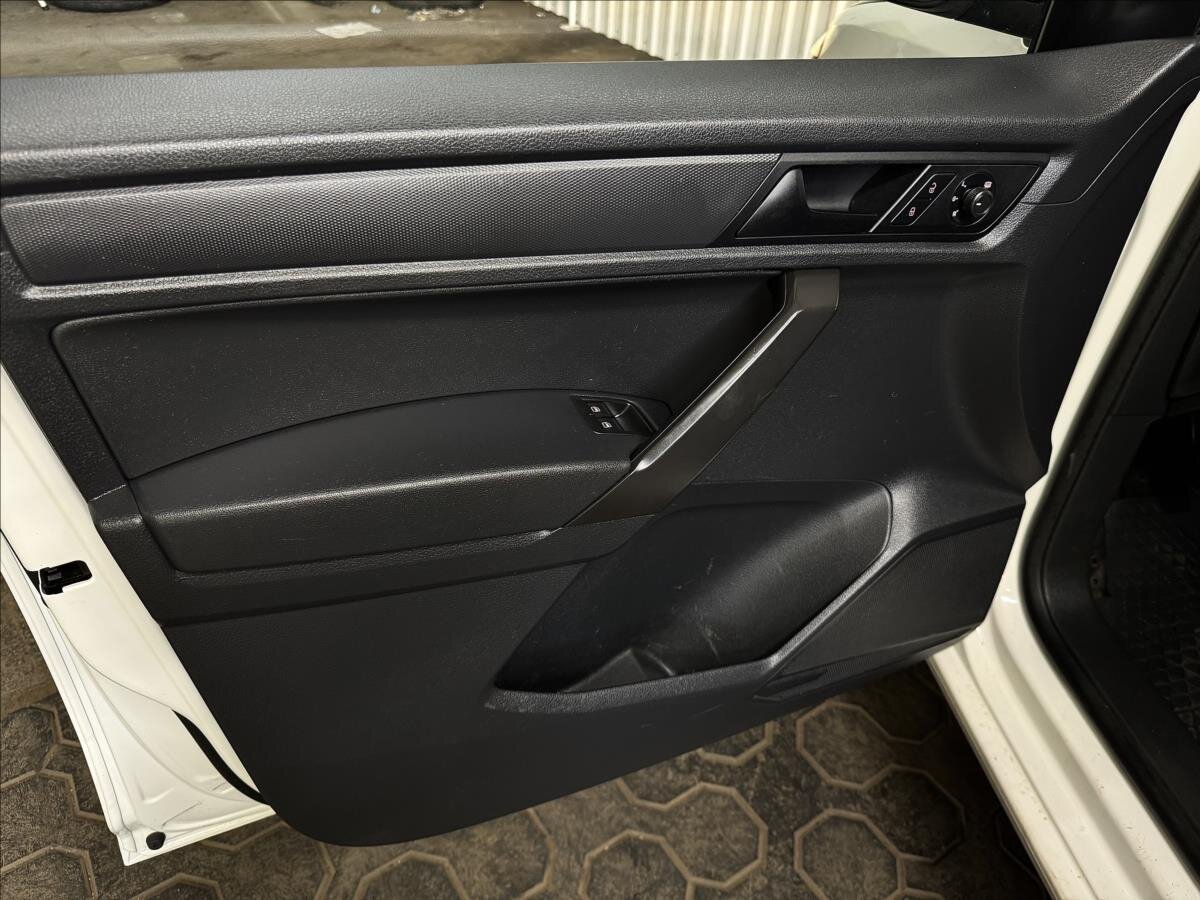 Volkswagen Caddy Ostatní 1,4 l 81 kw