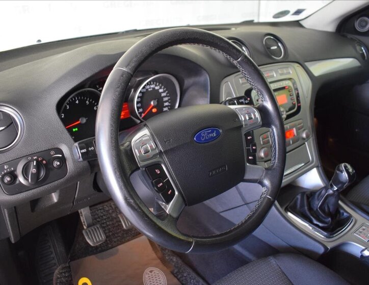 Ford Mondeo Kombi 2,0 l 107 kw