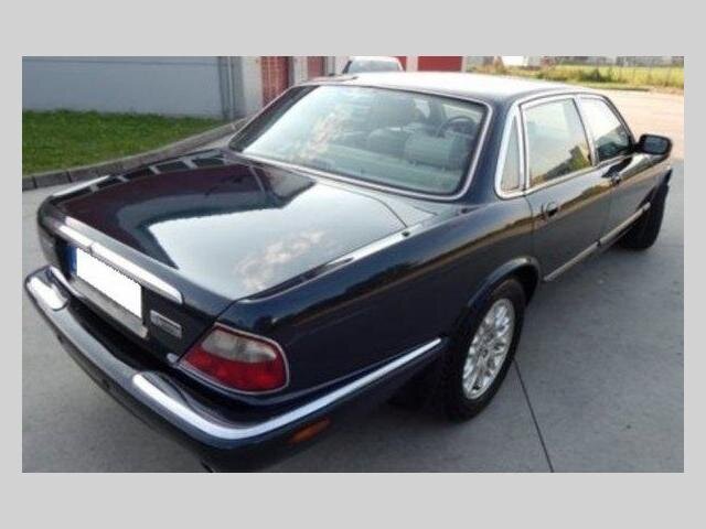 Jaguar XJ8 Sedan 0,0 209 kw