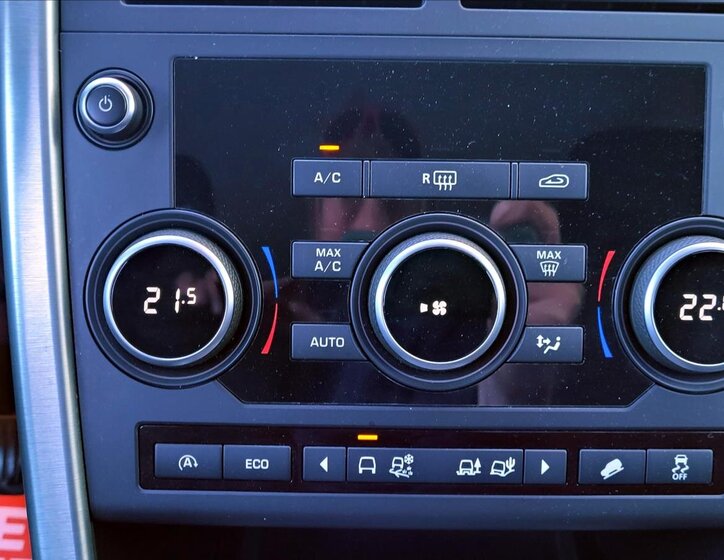Land Rover Discovery Sport SUV / Terénní 2,0 l 110 kw