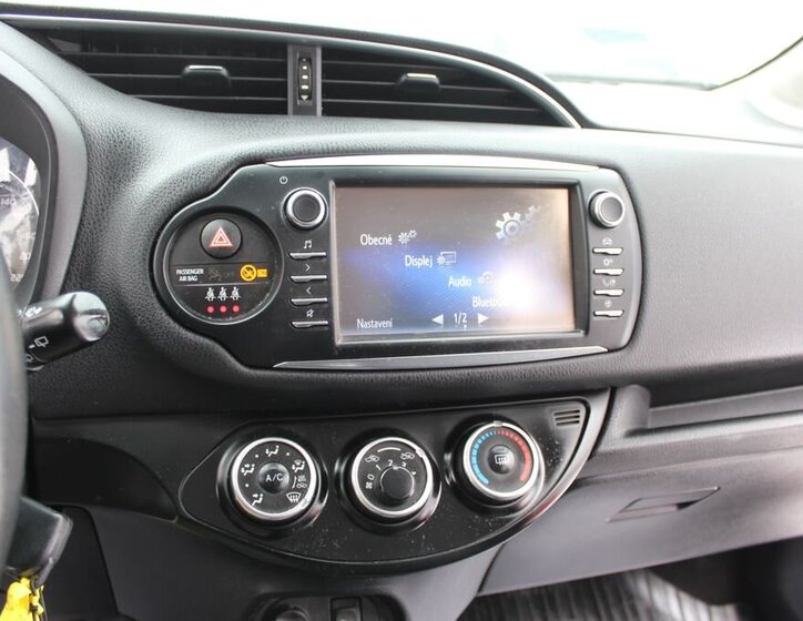 Toyota Yaris Hatchback 1,5 l 82 kw