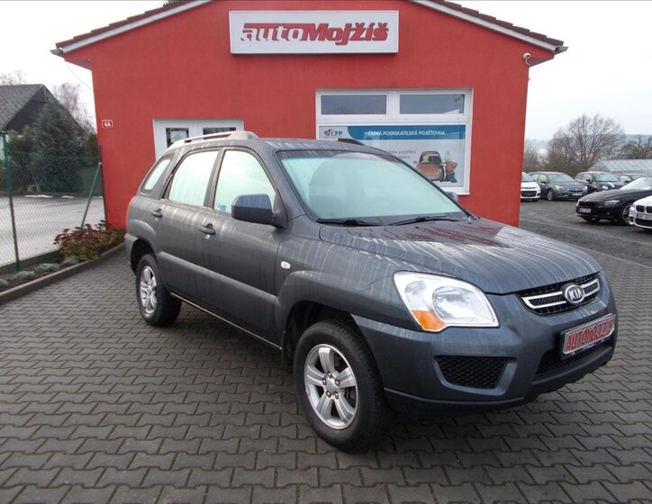 KIA Sportage SUV / Terénní 2,0 l 104 kw