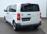 Toyota ProAce Verso 8