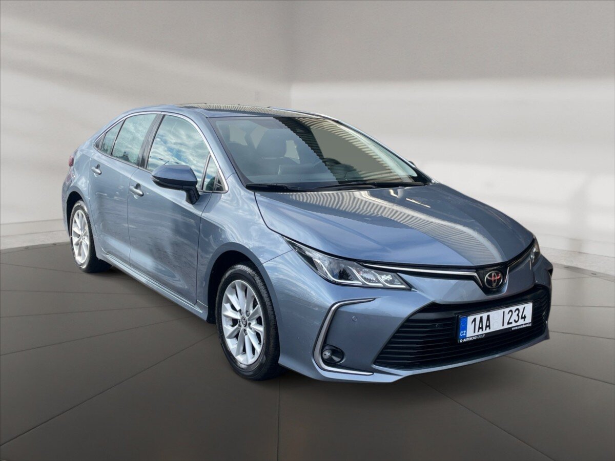 Toyota Corolla Sedan / Limuzína 1,5 l 92 kw