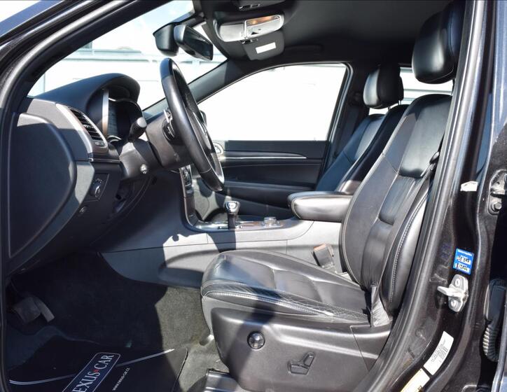 Jeep Grand Cherokee 15