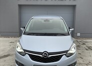Opel Zafira 8