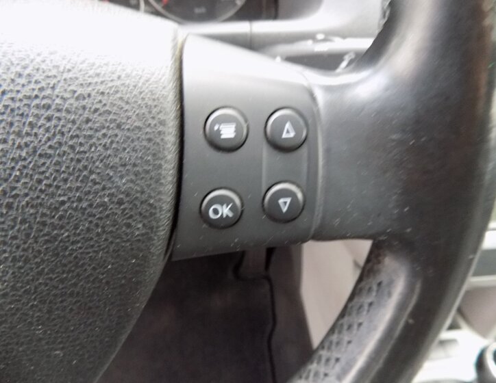 Volkswagen Touran Ostatní 2,0 l 103 kw