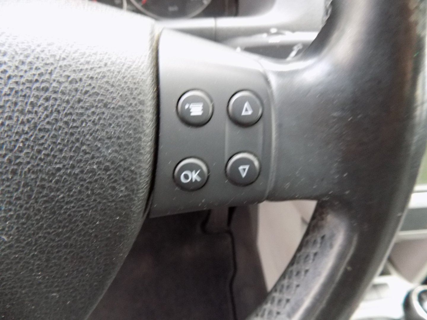 Volkswagen Touran Ostatní 2,0 l 103 kw