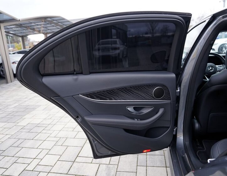 Mercedes-Benz Třídy E Sedan 2,0 l 143 kw