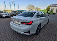 BMW Řada 3 Sedan / Limuzína 2,0 l 140 kw