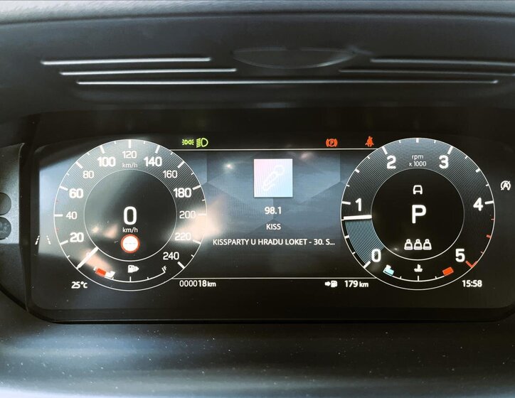 Land Rover Discovery Sport SUV / Terénní 2,0 l 120 kw