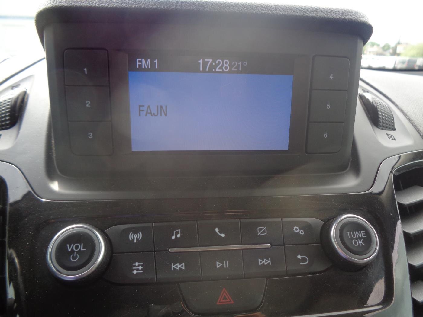 Ford Transit Connect Pick-up 1,5 l 88 kw