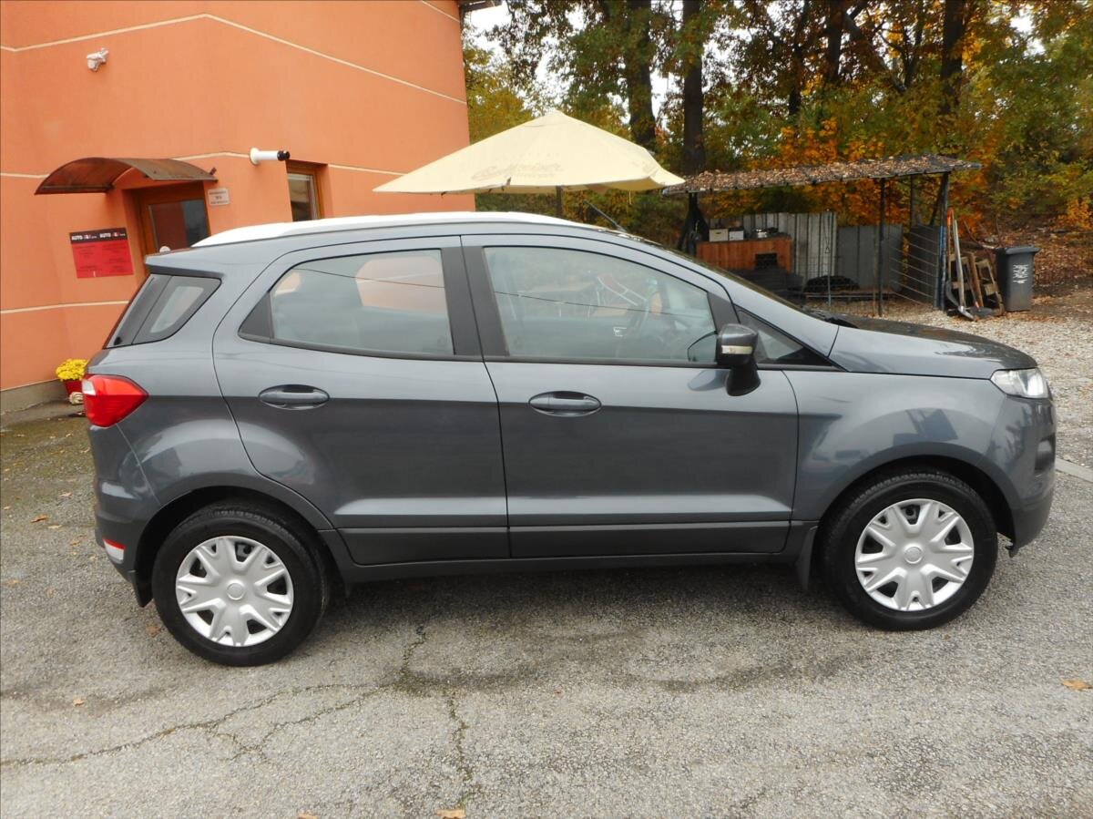 Ford EcoSport SUV / Terénní 1,5 l 82 kw