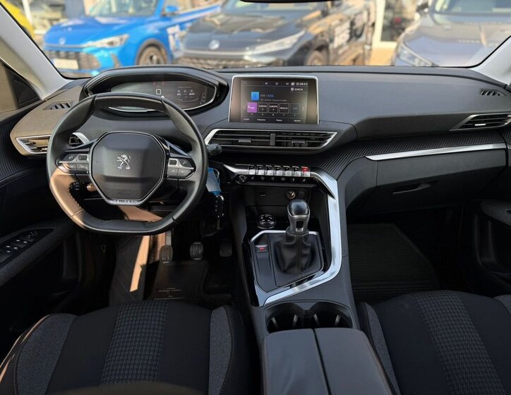 Peugeot 3008 SUV / Terénní 1,2 l 96 kw