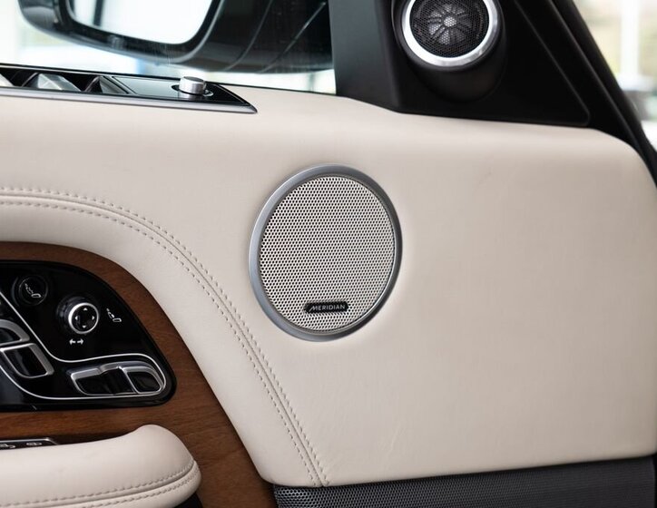 Land Rover Range Rover SUV / Terénní 4,4 l 250 kw