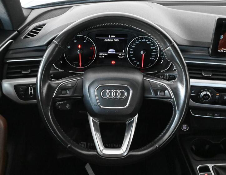 Audi A4 16