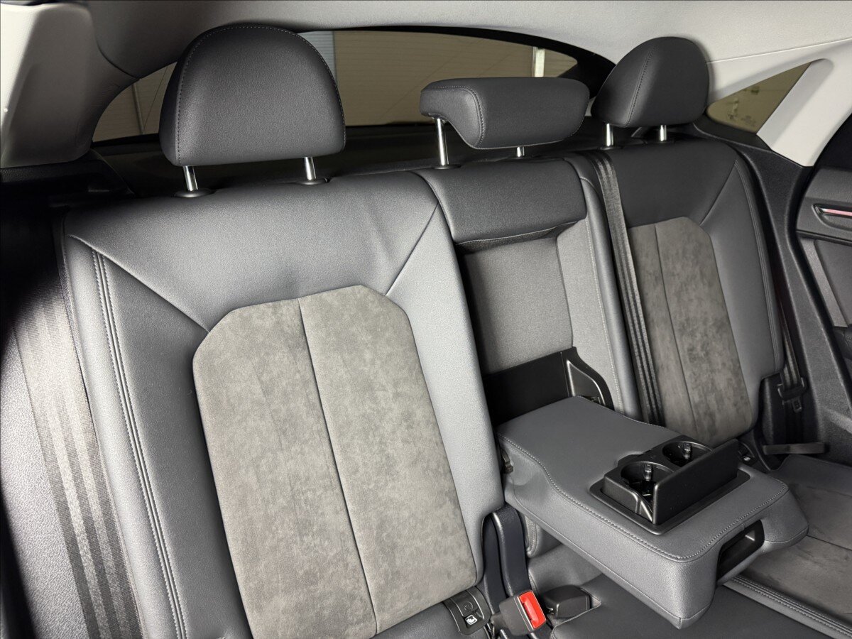 Audi Q3 SUV 2,0 l 140 kw