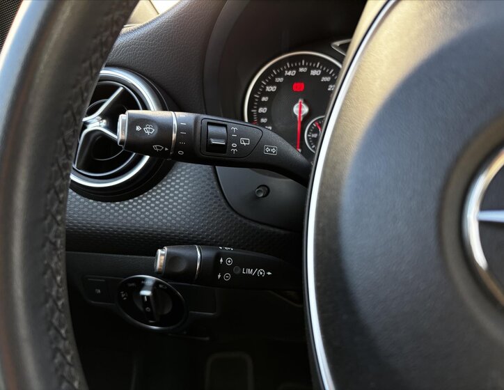 Mercedes-Benz Třídy A Hatchback 1,5 l 80 kw