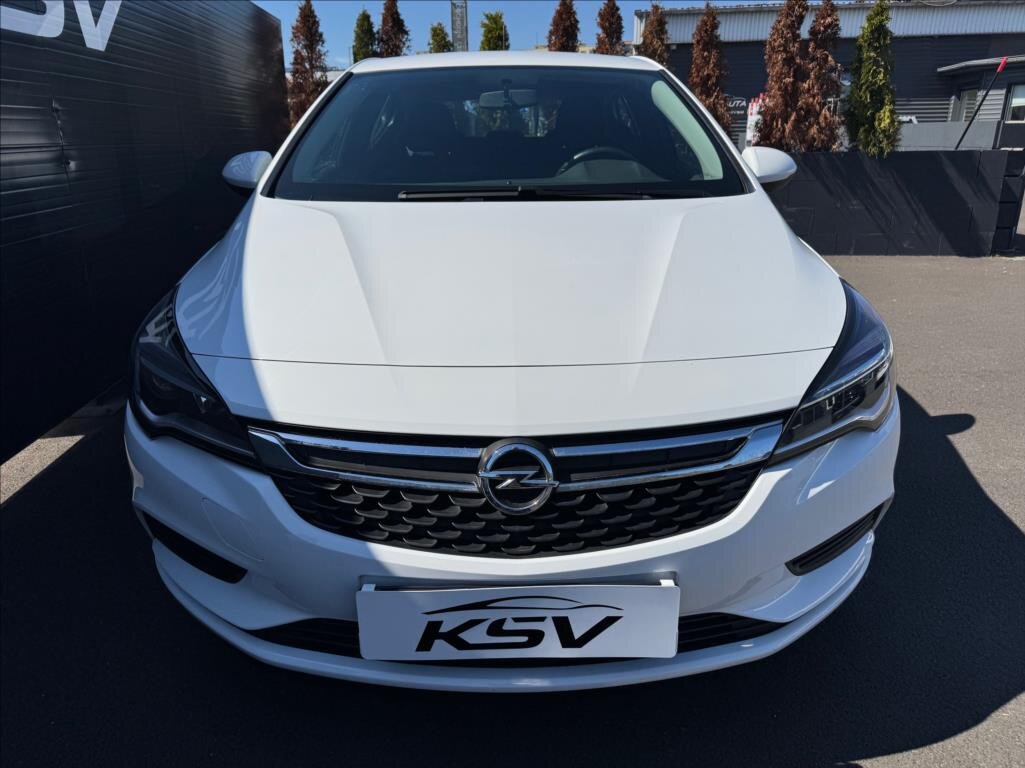 Opel Astra Hatchback 1,4 l 74 kw
