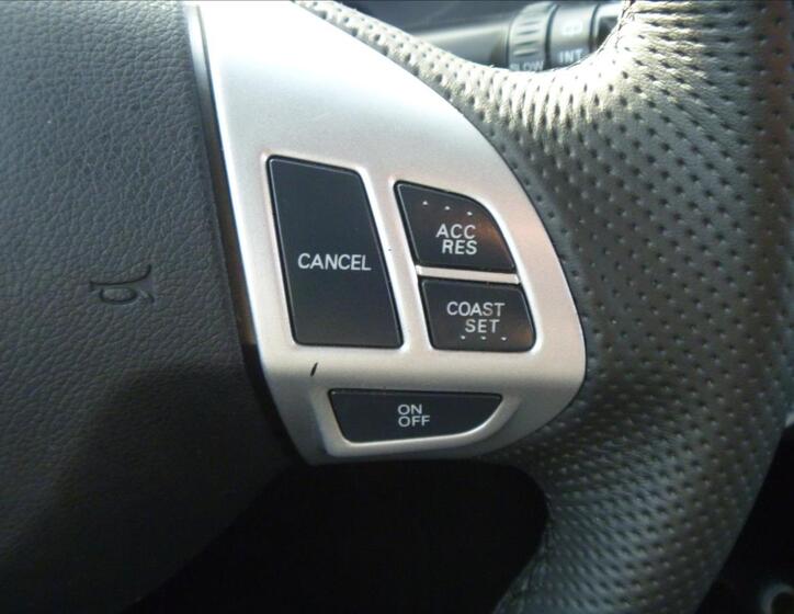 Citroën C-Crosser 16