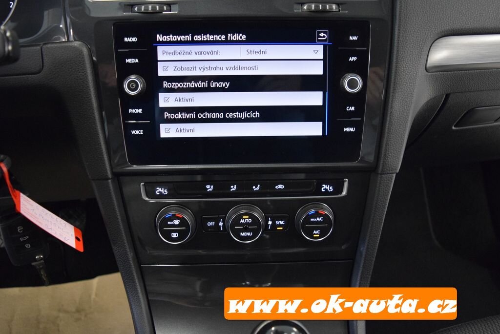 Volkswagen Golf Kombi 1,6 l 85 kw