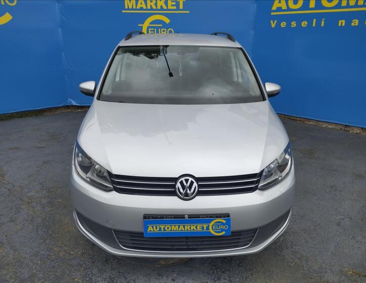 Volkswagen Touran 2
