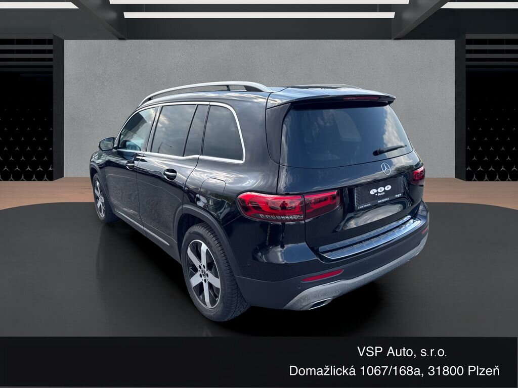 Mercedes-Benz GLB SUV / Terénní 1,3 l 100 kw